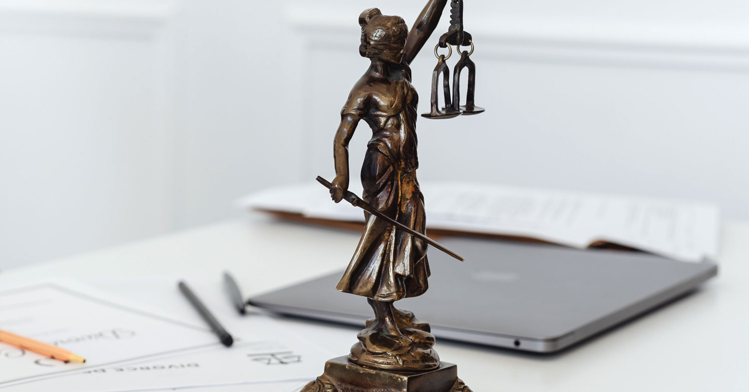 divorce lawyer vs family lawyer