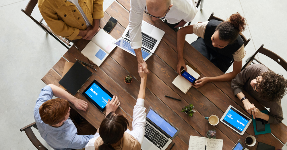 business group agreeing on an LLC operating agreement